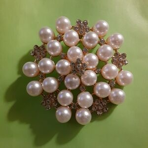Faux Pearl & Rhinestone Brooch | Elegant Fashion Jewelry | New